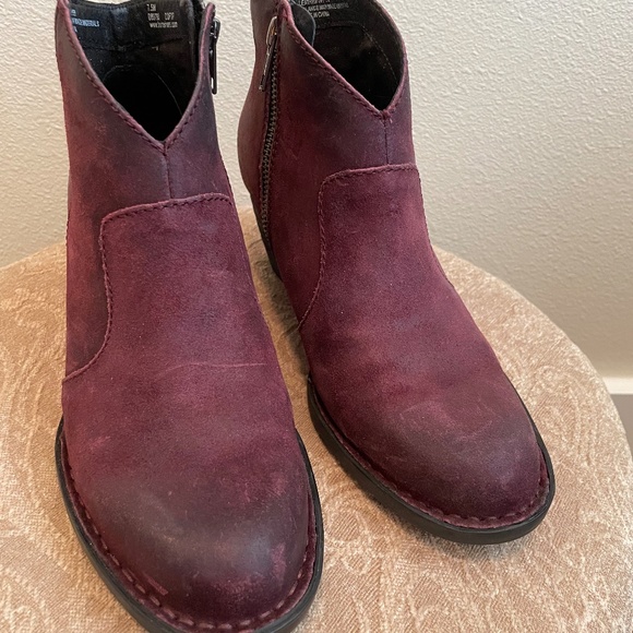 Born Shoes - Born Womens Boots, Michel Burgundy Distressed Size 7 1/2